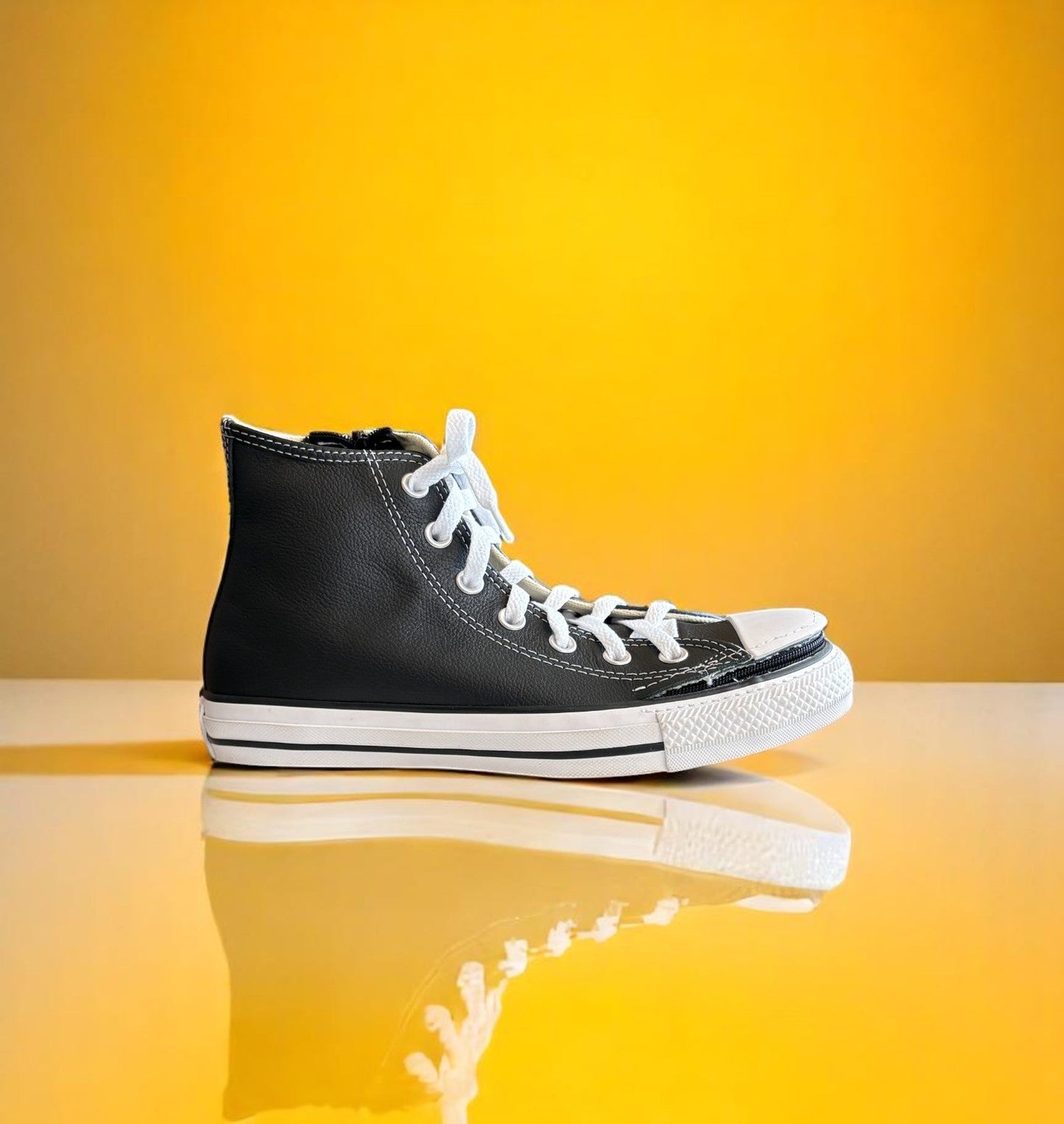 Zipped Converse Chuck Taylor All Star