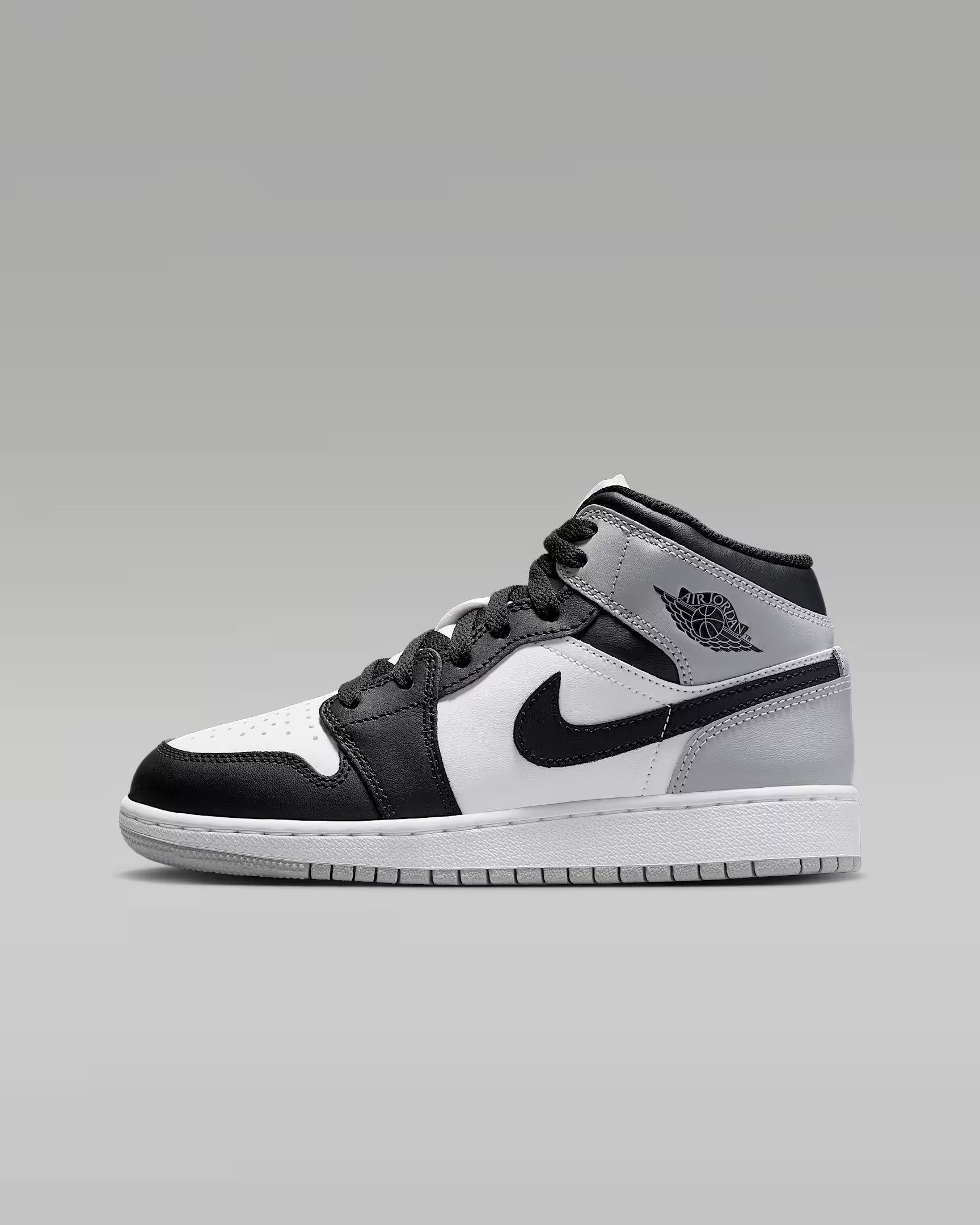 Nike Air Jordan 1 Mid ホワイト/グレー/ブラック UK10 Nike Air Jordan 1 Retro Mid Smoke Grey OG White Black UK 3 9