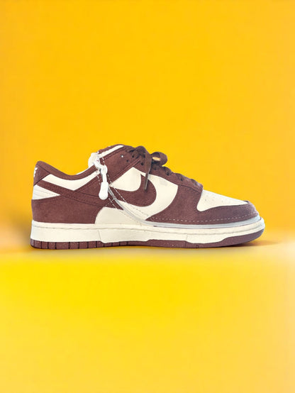 女子拉鍊式 Nike Dunk Low
