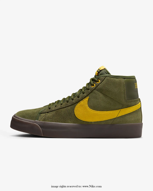 Zipped Nike SB Blazer Mid